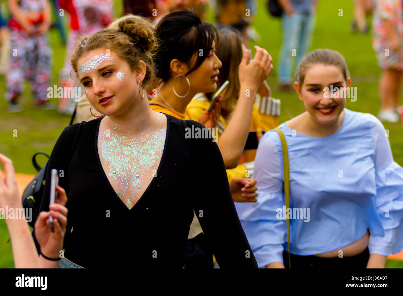 Southampton, UK. 27. Mai 2017. Menge an gemeinsamen Menschen Festival Southampton 2017 Credit: James Houlbrook/Alamy Live-Nachrichten Stockfoto