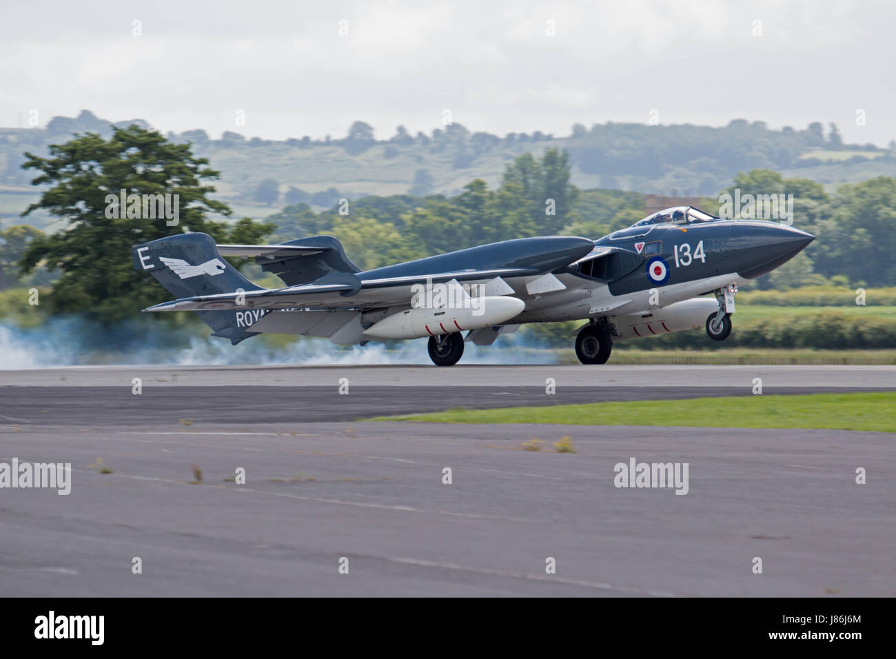 Yeovilton, UK. Bild-Datei:-die königliche Marine historische Flüge Sea Vixen F ein W Mk 2 XP 924 / G-CVIX. Das Flugzeug erlitt hydraulische Probleme nach der Rückkehr von der Duxford Air Show und Landung am RNAS Yeovilton am 27. Mai 2017 eine Räder gebildet, der pilot Cdr Simon Hargreaves blieb unverletzt. Bildnachweis: David Billinge/Alamy Live-Nachrichten Stockfoto