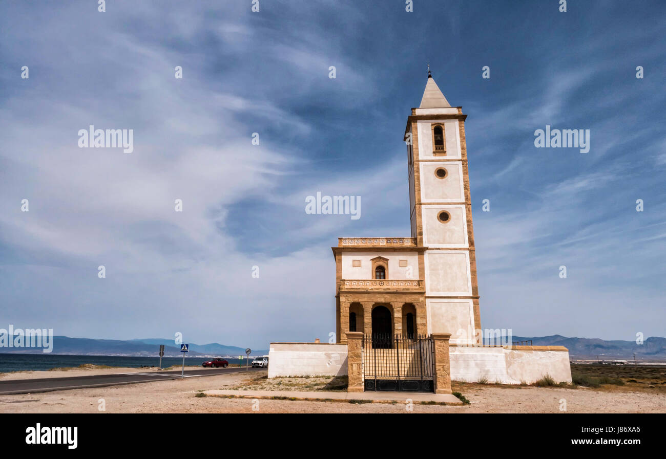 Kirche von Las Salinas in Cabo de Gata, christliche Tempel der katholischen Prinzipien des XX Jahrhunderts befindet sich in "Las Salinas", Almeria, Spanien Stockfoto