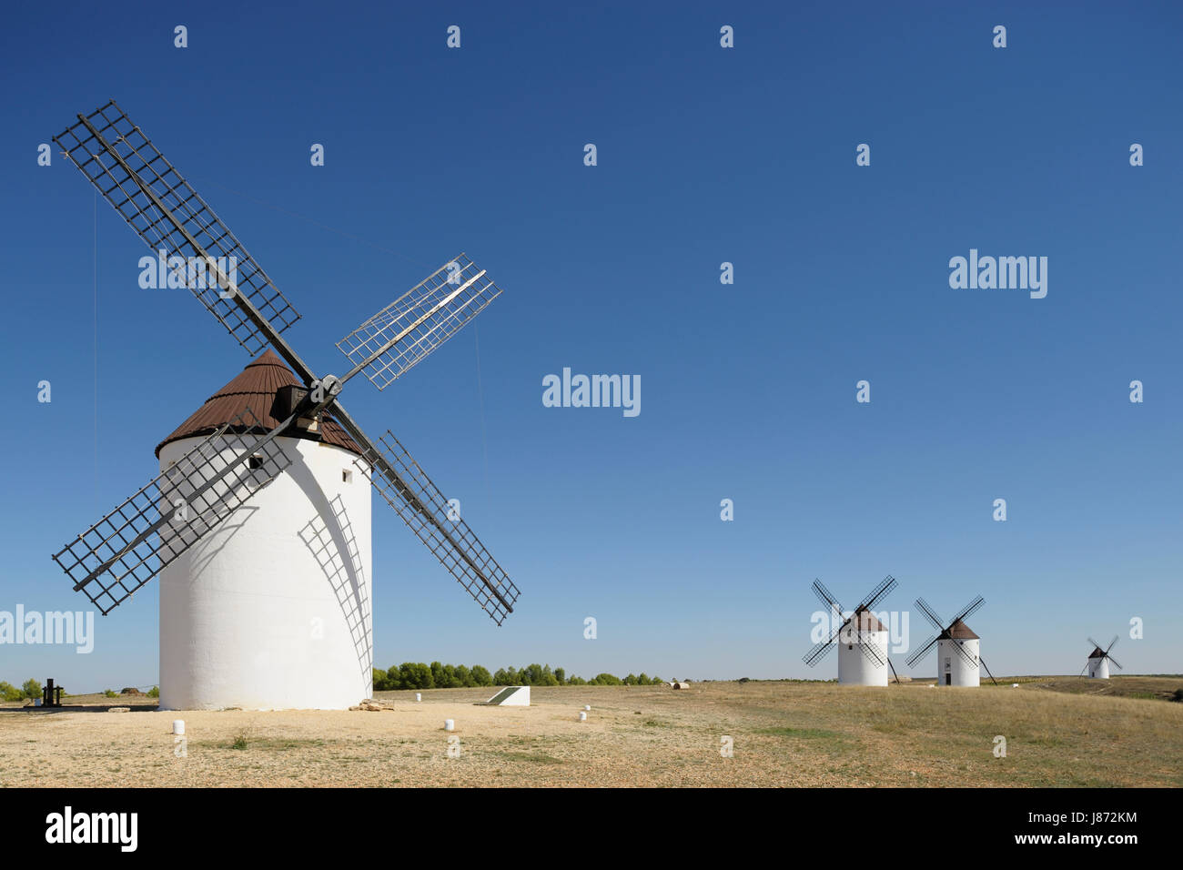 Windmühlen von Mota del Cuervo, Cuenca, La Mancha, Kastilien-La Mancha, Spanien Stockfoto