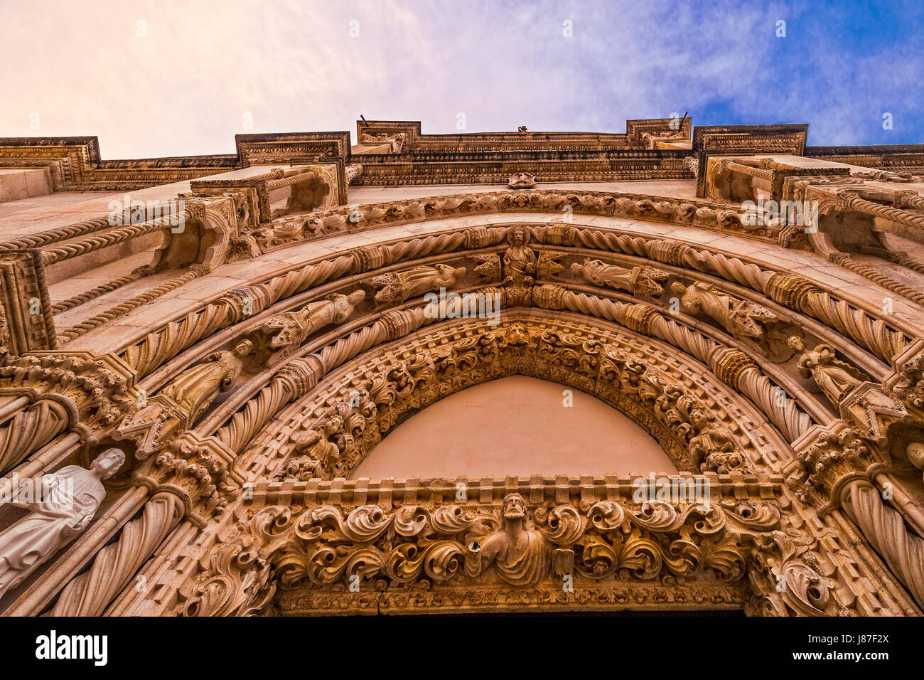 Kroatien-Dalmatien-Sibenik Kathedrale des Hl. Jakobus-westliche Hauptportal insbesondere Stockfoto