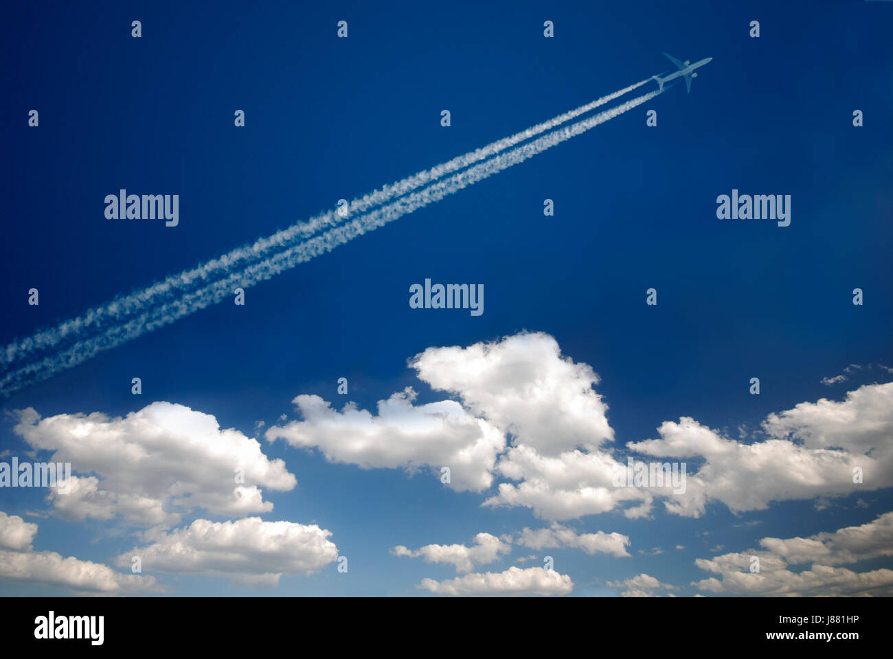 blau, Firmament, Himmel, Flugzeuge, Flugzeug, Flugzeug, Flugzeug, Reisen, Reise, Stockfoto