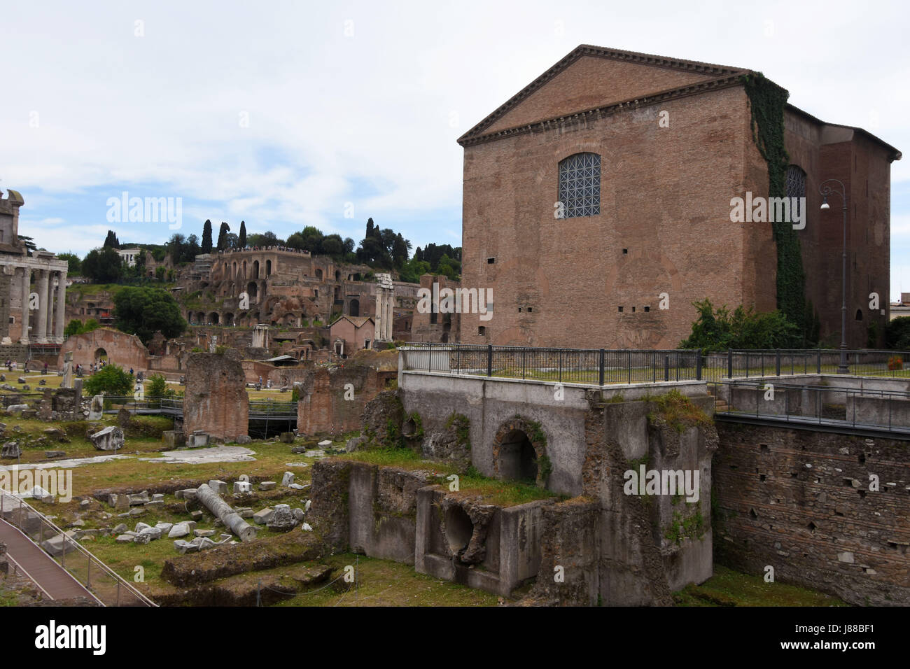 Der alte Senat-Haus auf dem Forum Romanum in Rom, Italien. Stockfoto