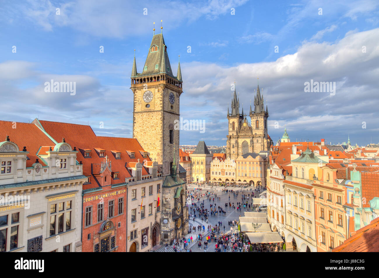 Astronomische Uhr und Altstädter Ring in Prag Stockfoto