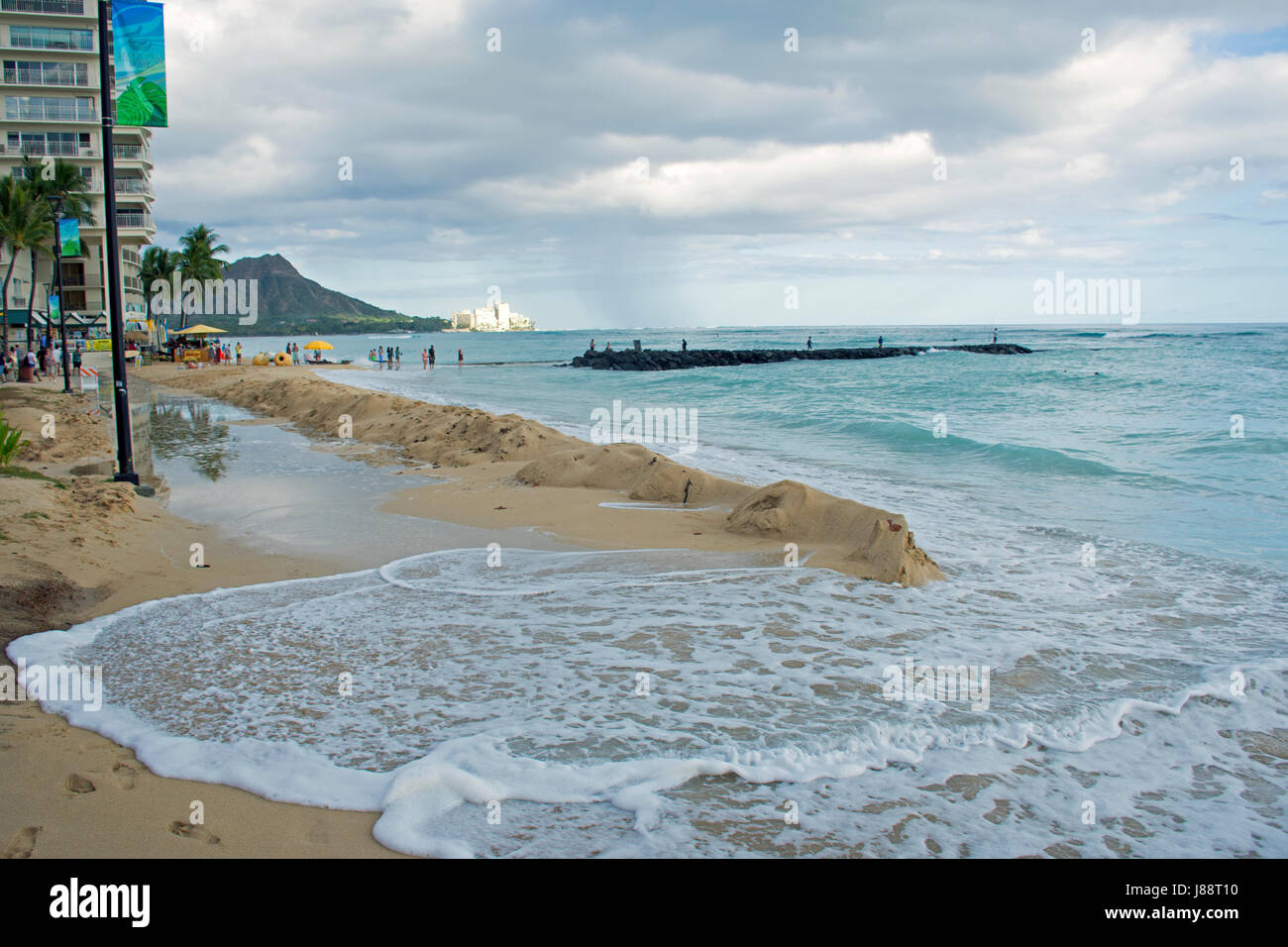 Rekord-Flut oder König Gezeiten in Waikiki Beach in Mai 2017, Oahu, Hawaii Stockfoto