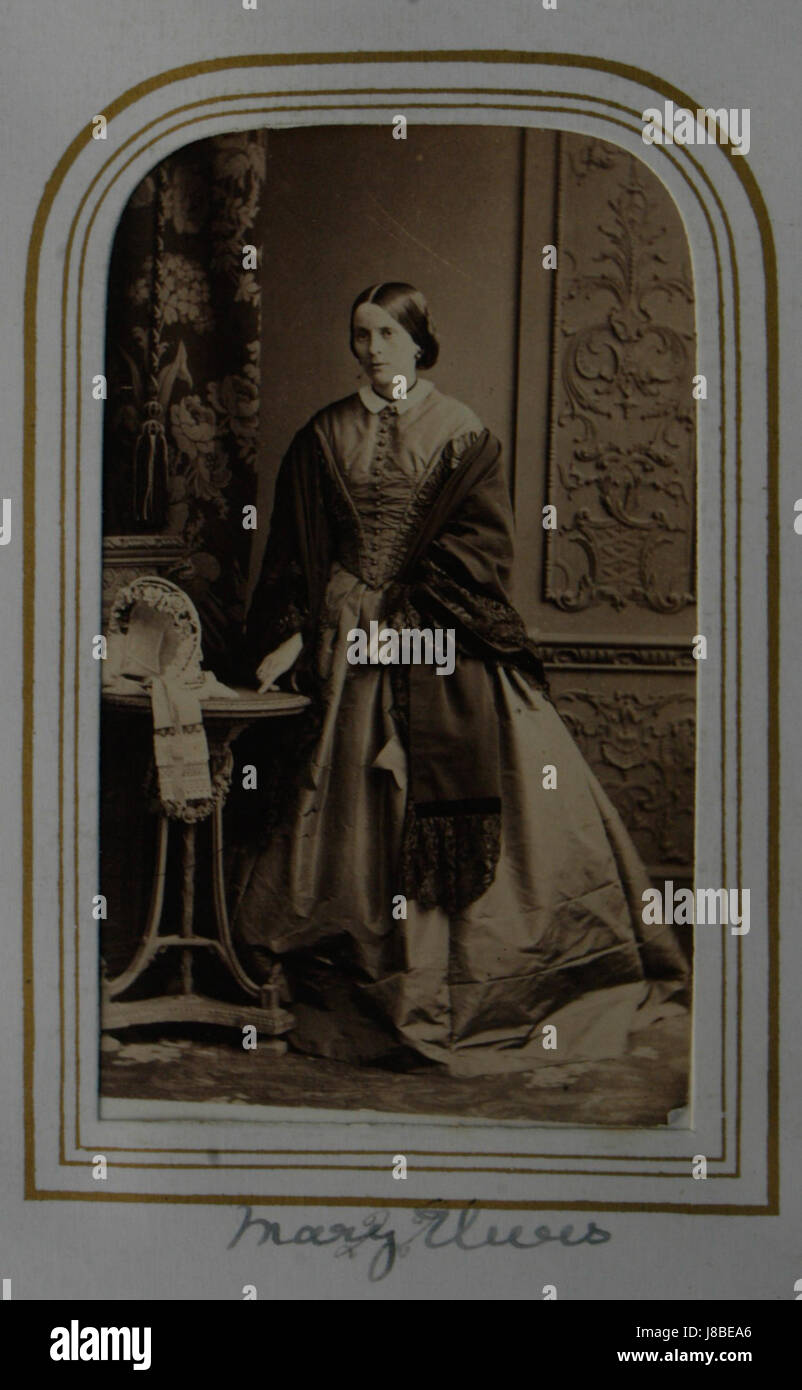 Mary Elwes, geboren als Mary Bromley (1824â € 1913), war die Tochter von Admiral Sir Robert Howe Bromley, 3. Baronet. Sie war bekannt für ihre Verbindung mit der britischen Aristokratie und ihre Rolle in sozialen Kreisen während der viktorianischen Ära. Stockfoto