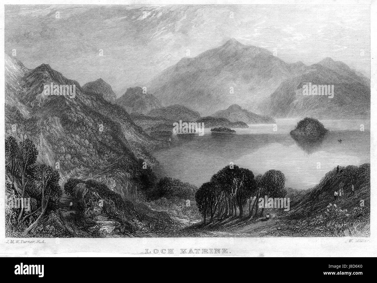 Ein Kupferstich von Loch Katrine von William Miller, basierend auf einem Originalwerk von J.M.W. Turner. Die Szene fängt die ruhige Schönheit der schottischen Landschaft ein, mit einem Schwerpunkt auf den natürlichen Elementen des Lochs und der umliegenden Hügel. Stockfoto