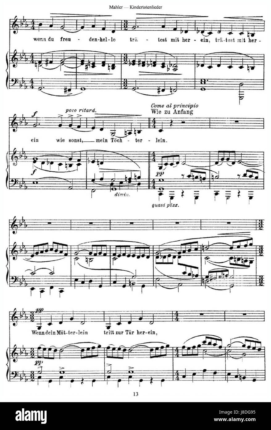 Gustav Mahlers Kindertotenlieder ist ein von 1901 bis 1904 komponierter Liederzyklus, der die Gedichte Friedrich Rückert vertont. Das Werk spiegelt Mahlers tiefe persönliche Trauer wider und zeigt seine Beherrschung in Orchestrierung und emotionaler Tiefe. Stockfoto