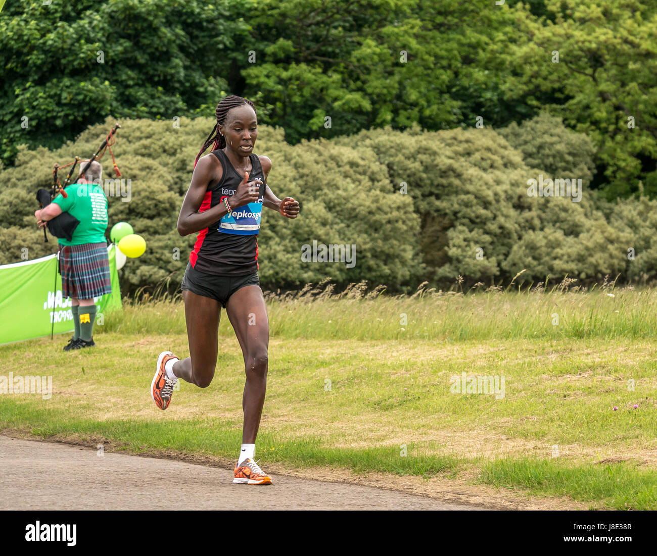 Gosford Estate, East Lothian, Schottland, Großbritannien. 28 Mai, 2017 Top Läuferin Eddah Jepkosgei im Edinburgh Marathon Festival 2017. Eddah beendete zuerst in den Damen Marathon Stockfoto