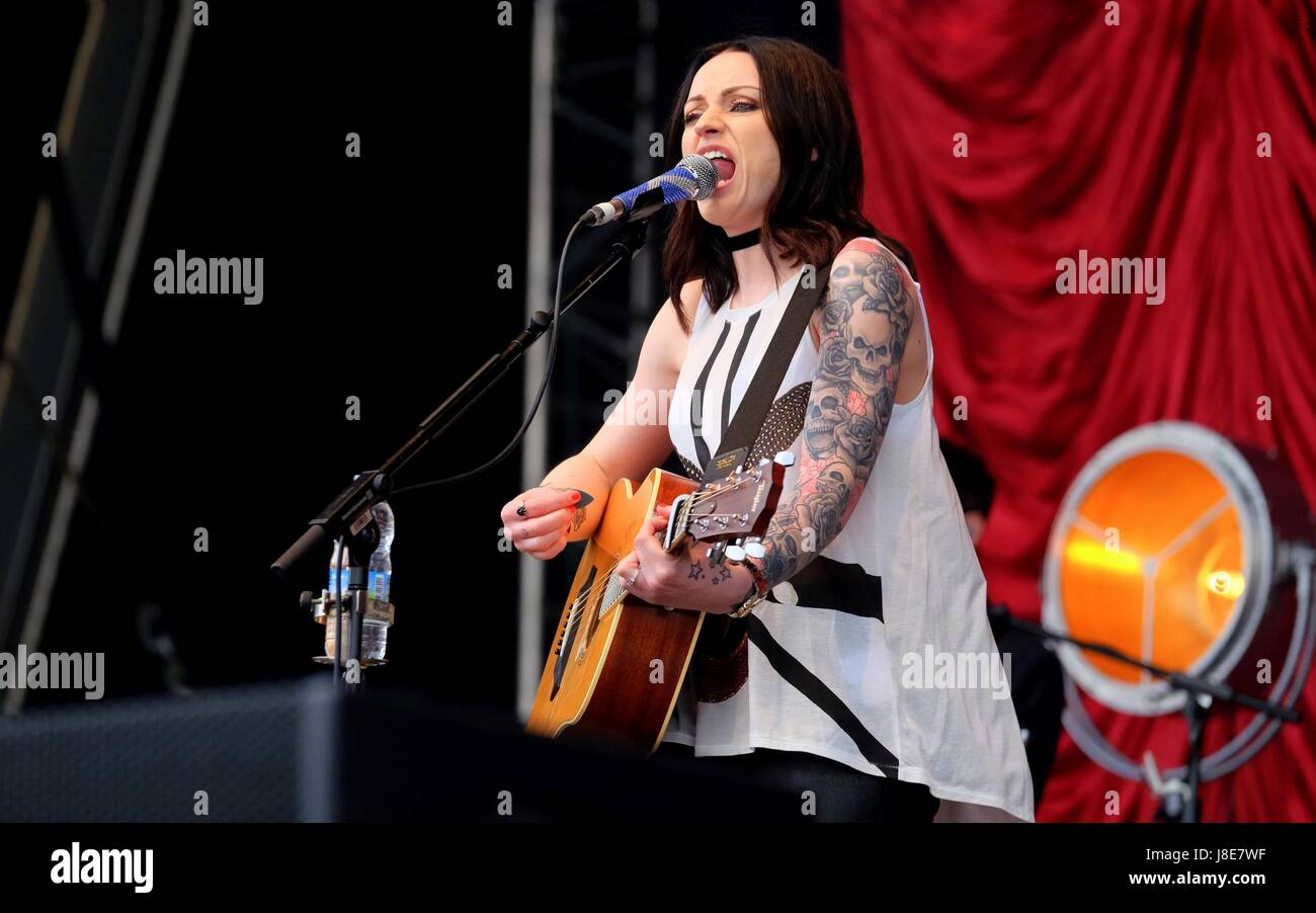 Southampton, Hampshire, UK. 28. Mai 2017. Gemeinsamen Menschen Tag 2 - schottische Sängerin und Songwriterin Amy Macdonald erklingt in gemeinsamen Menschen Southampton, 28. Mai 2017, Hampshire, UK Credit: DFP Photographic/Alamy Live News Stockfoto
