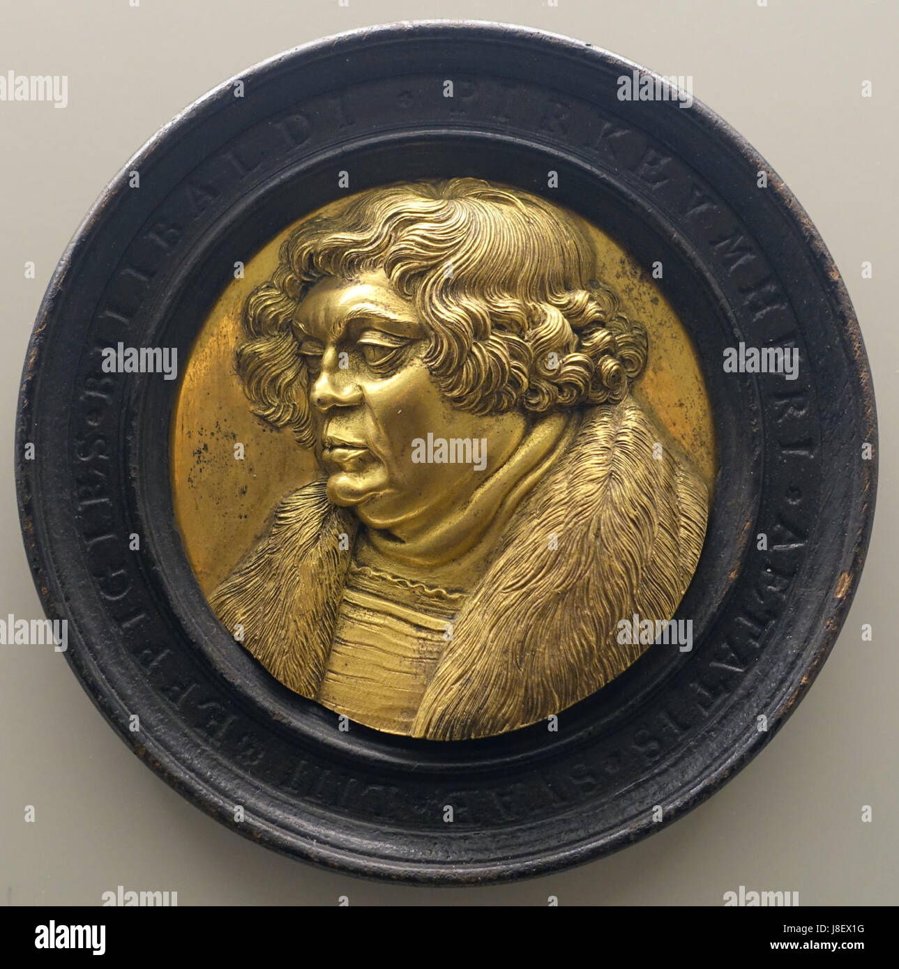 Bildnis von Willibald Pirckheimer, von Georg Schweigger, Nürnberg, 1638, vergoldete Bronze Bode Museum DSC03412 Stockfoto