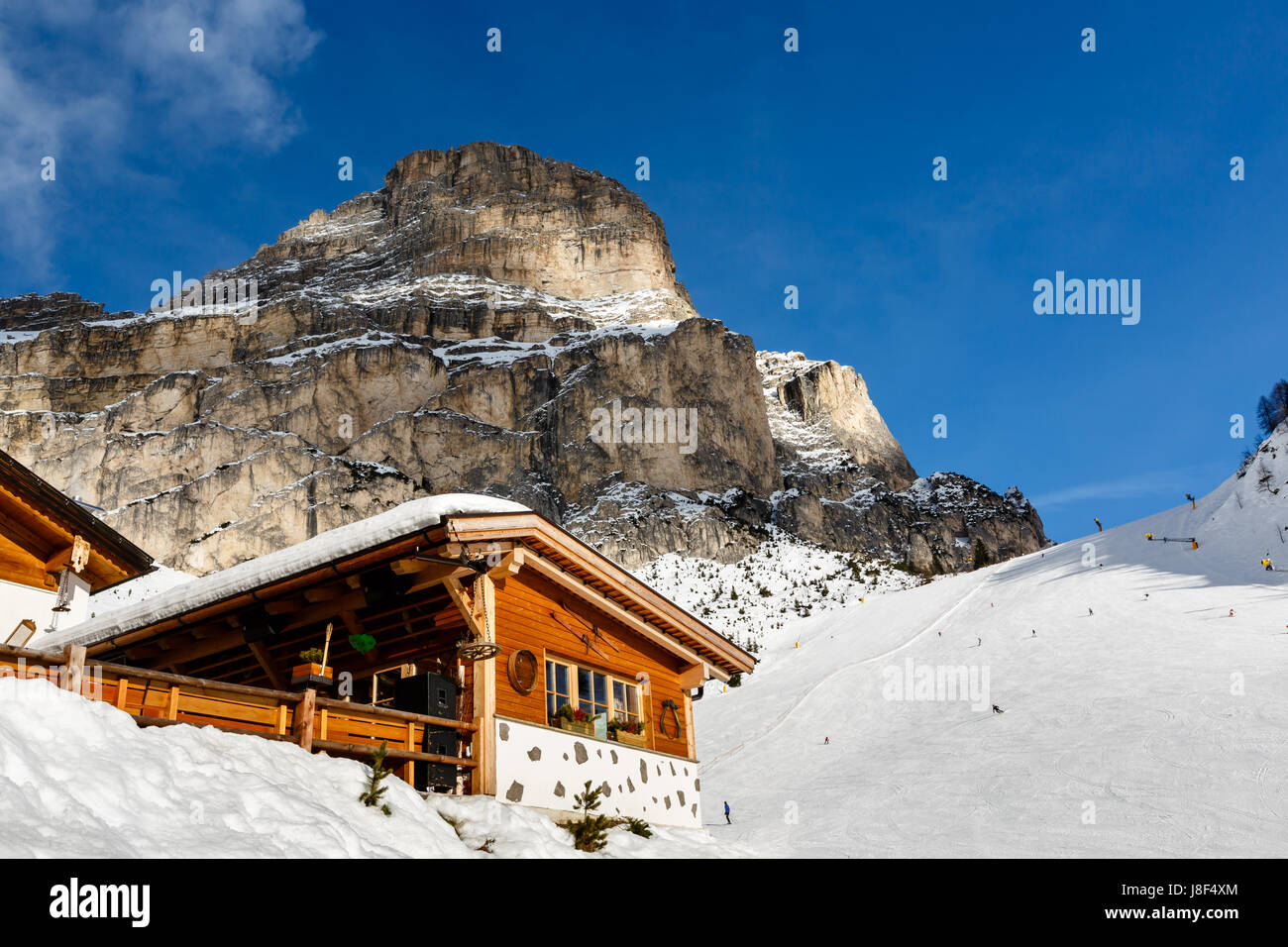 Restaurant in Bergen auf das Skigebiet von Colfosco, Alta Badia, Dolomiten Alpen Italien Stockfoto
