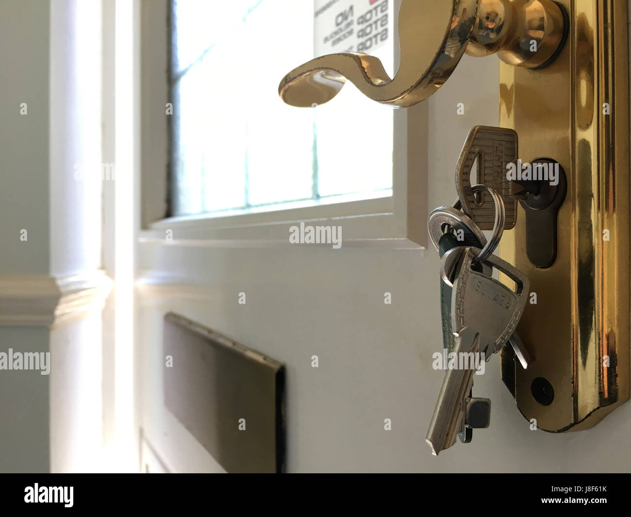 Reihe von Tasten vorne Türschloss Stockfoto