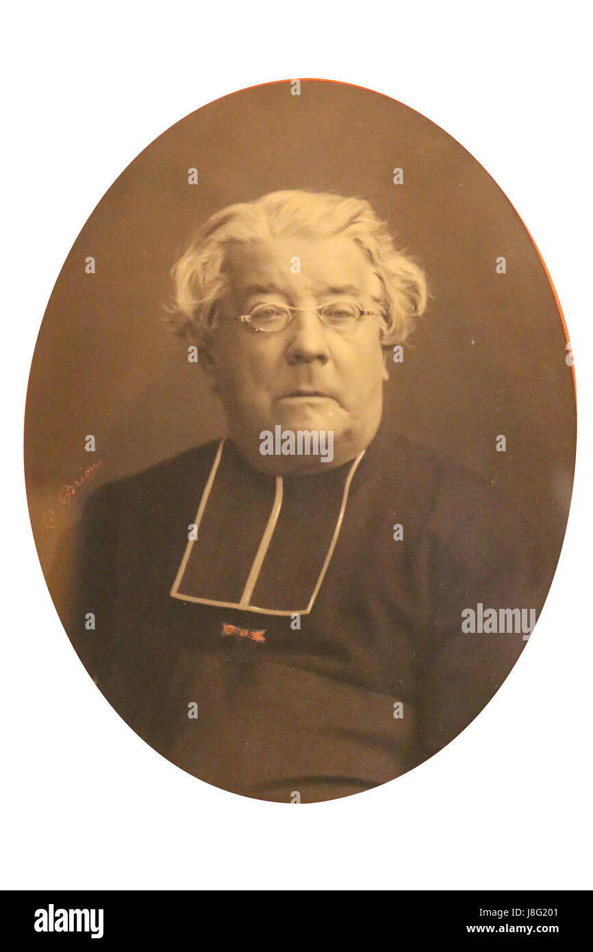 Louis Toussaint Dassy war ein französischer Porträtmaler aus dem 19. Jahrhundert, der für seine detaillierten und eleganten Darstellungen seiner Motive bekannt war. Sein Werk spiegelt den klassischen Stil der Epoche wider. Stockfoto