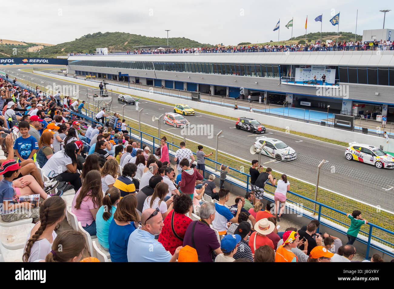 CADIZ - 28 Mai: Clio Cup Spanien in Jerez De La Frontera-Schaltung am 28. Mai 2017 in Cadiz, Spanien Stockfoto