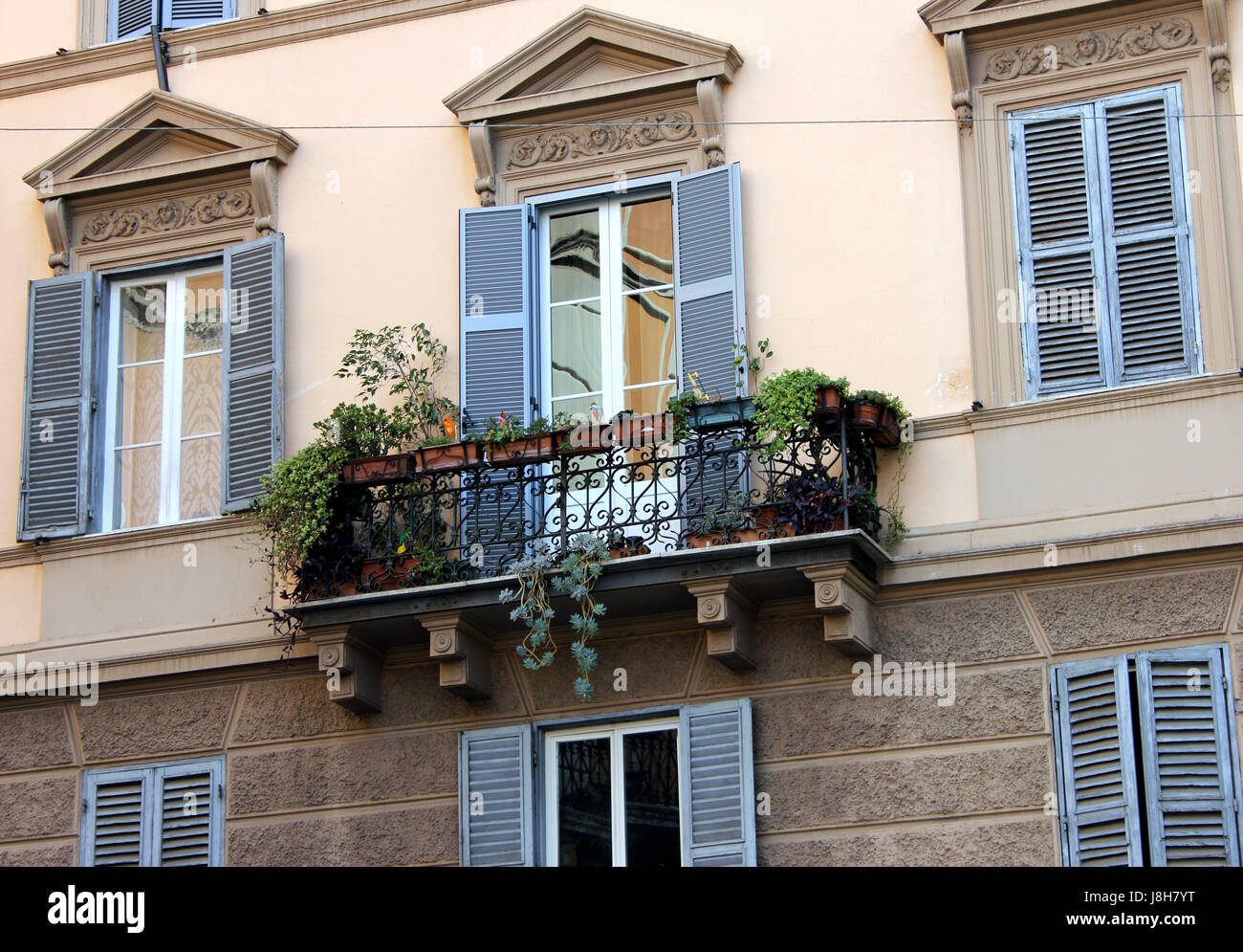 Fassade des Hauses in Rom Stockfoto