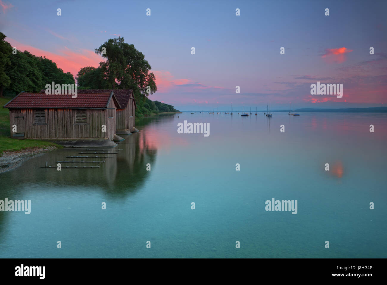 Holz, Bayern, frisches Wasser, See, Binnengewässer, Wasser, Gewässer, Stimmung, Abend, Stockfoto