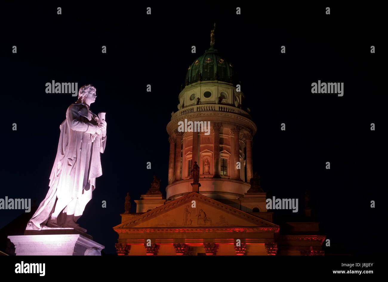 Schiller-Denkmal auf dem Gendarmenmarkt - Berlin Stockfoto