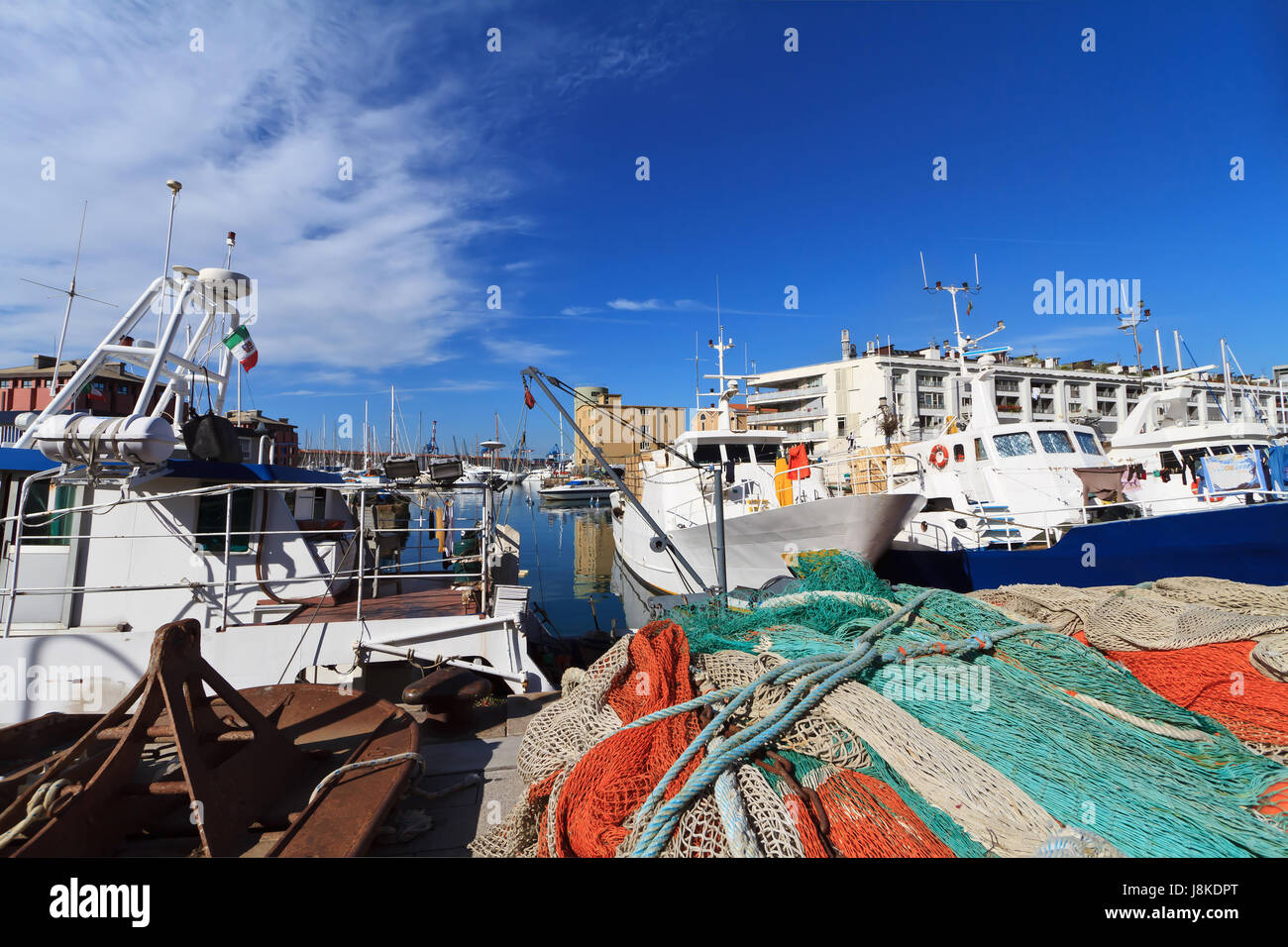 Hafen, Dock, Angeln, Hafen, Boot, Fischnetz, Italien, Ruderboot, Segelboot, Stockfoto