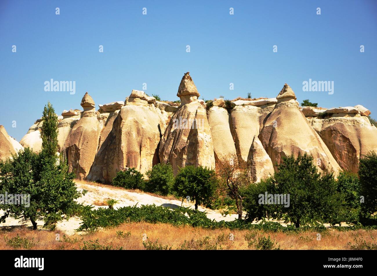 Kalktuff-Formationen in der Türkei - Kappadokien Stockfoto
