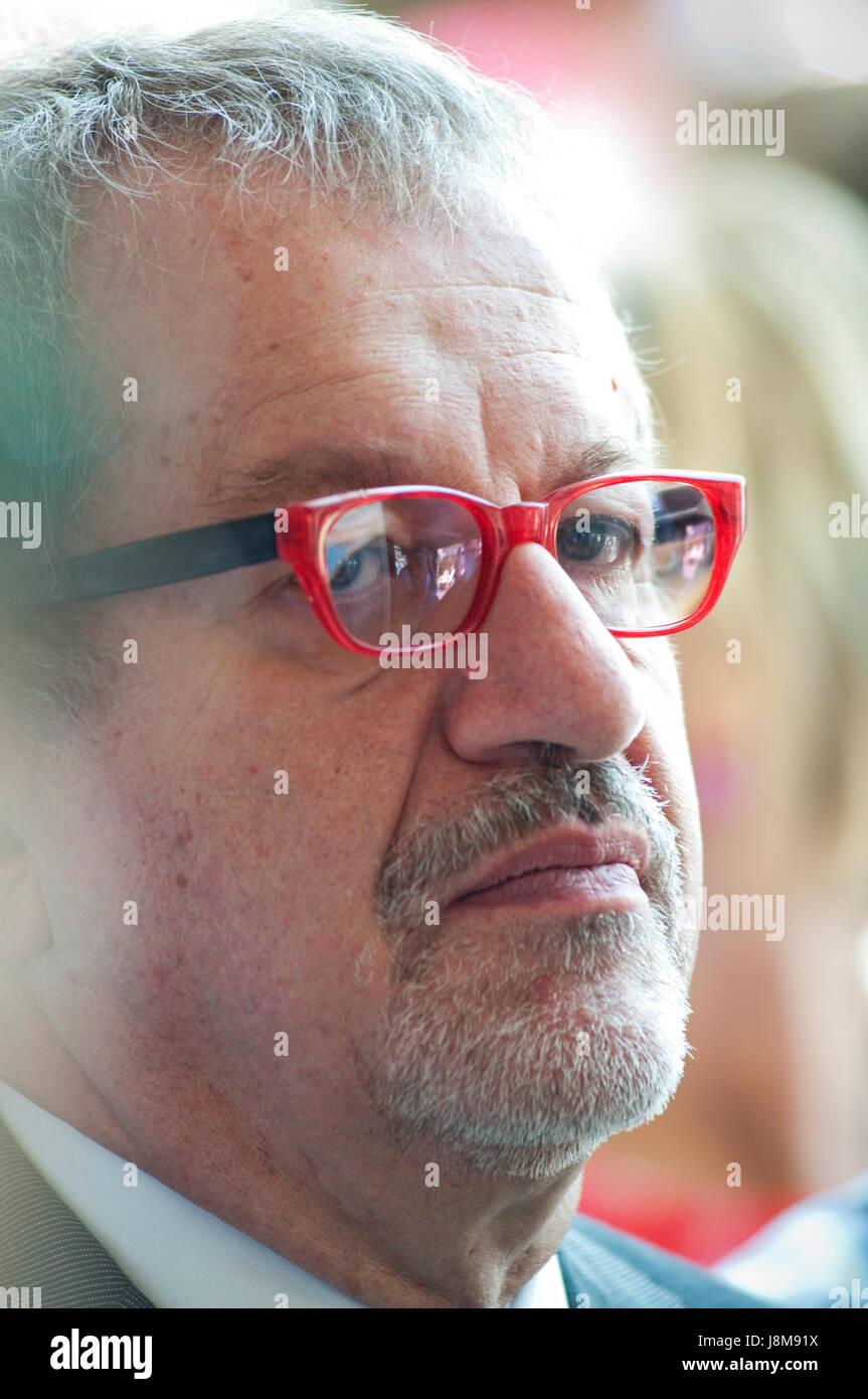 Gouverneur lombardei roberto maroni Fotos und Bildmaterial in hoher