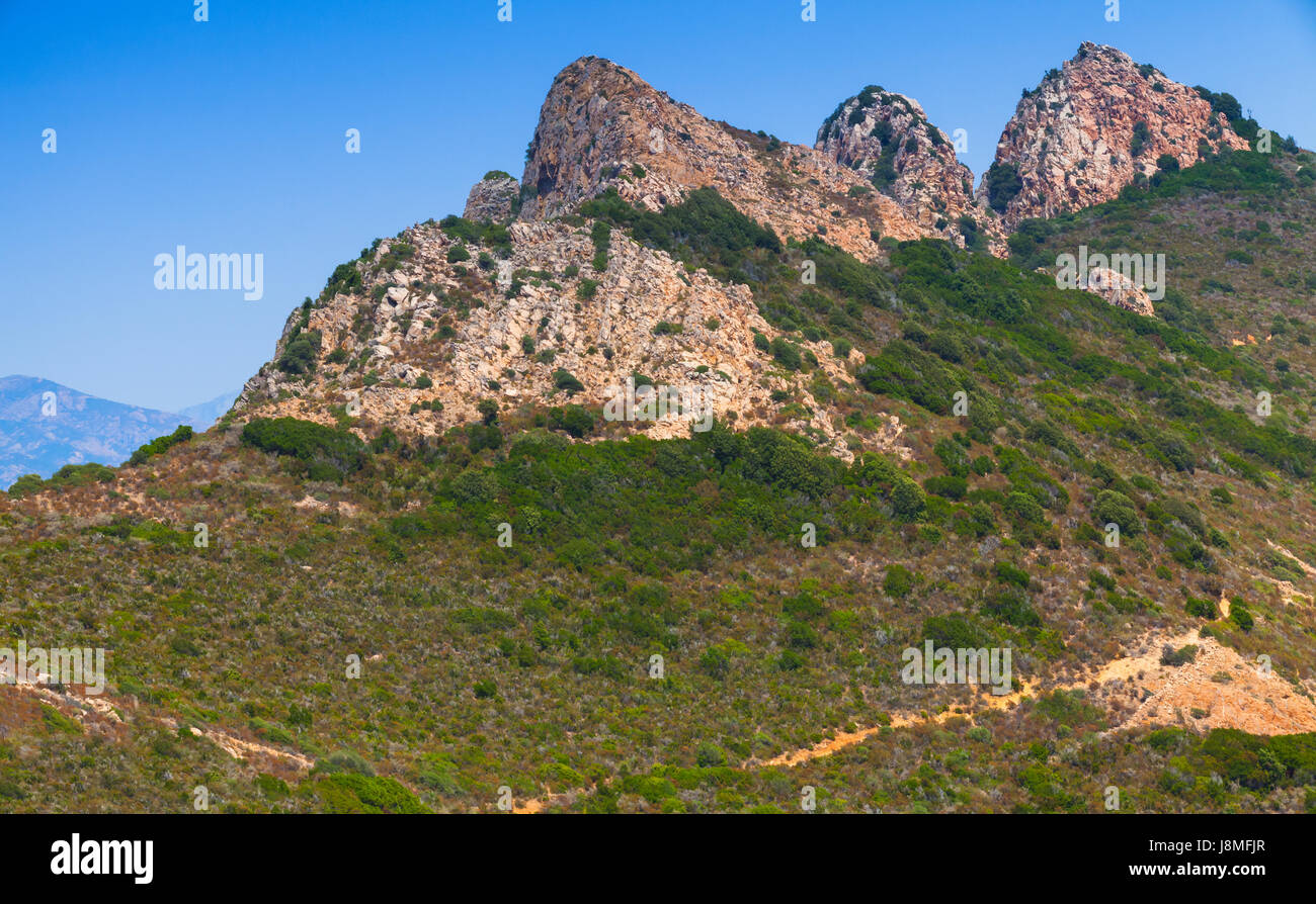 Sommer Berglandschaft der Piana Region, Süd-Korsika, Frankreich Stockfoto
