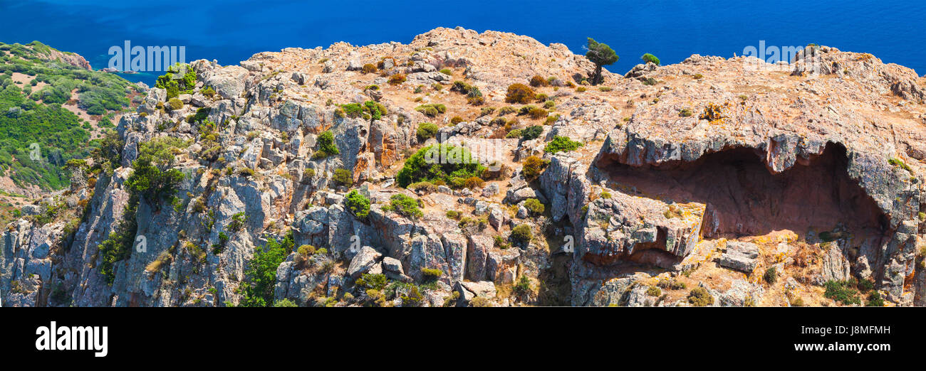 Panorama Berglandschaft. Region Süd der Insel Korsika, Frankreich Stockfoto