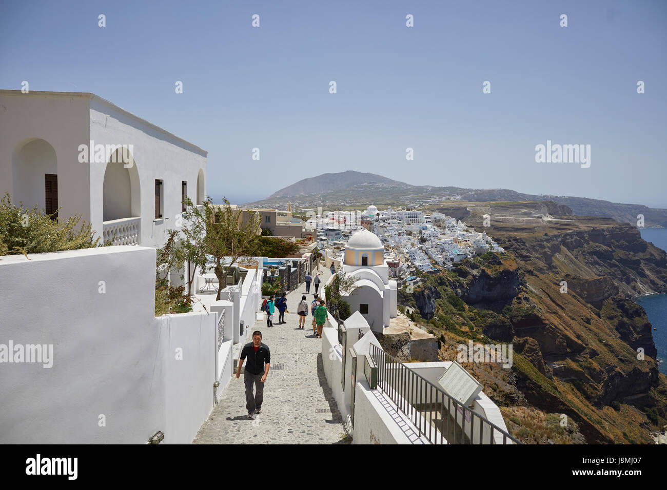 Vulkanische griechische Insel Santorin eine der Kykladen im Ägäischen Meer. Fira, die Hauptstadt der Insel Stockfoto