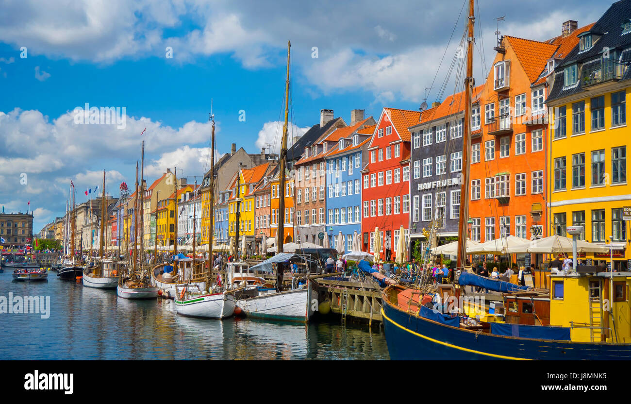 Kopenhagen, Dänemark Mai 22, 2017-Nyhavn - Ikone Blick auf die berühmteste Touristenattraktion in Kopenhagen Stockfoto