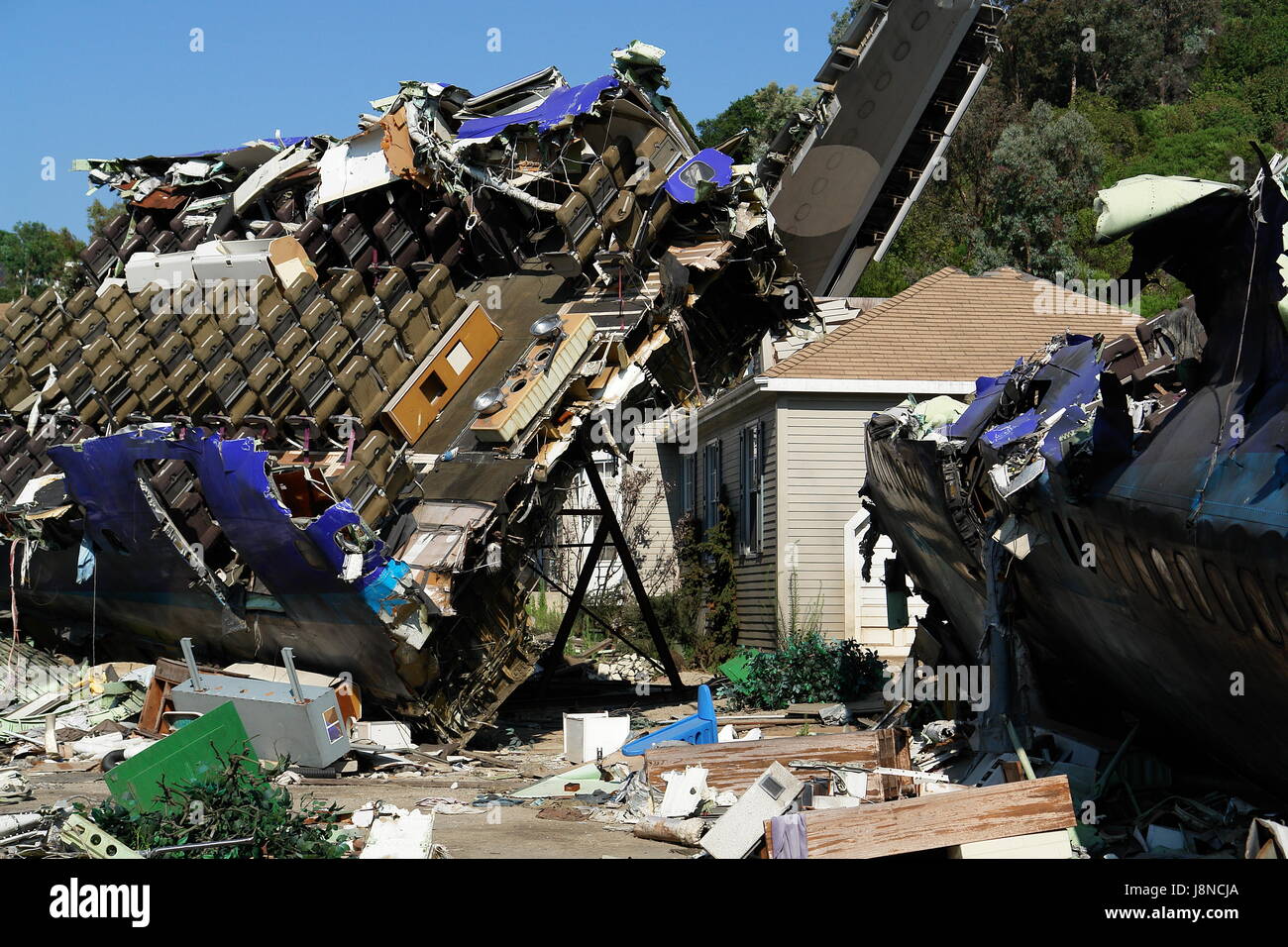 Flugzeug-Absturzstelle aus Krieg der Welten-Film In den Universal Studios, Los Angeles, Kalifornien Stockfoto