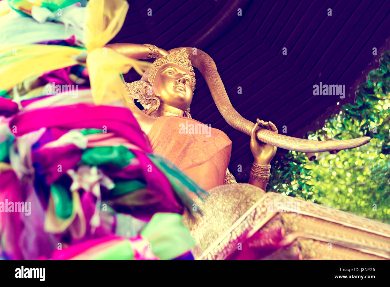 Asiatische Reise. Buddha-Statue und Sehenswürdigkeiten Stockfoto