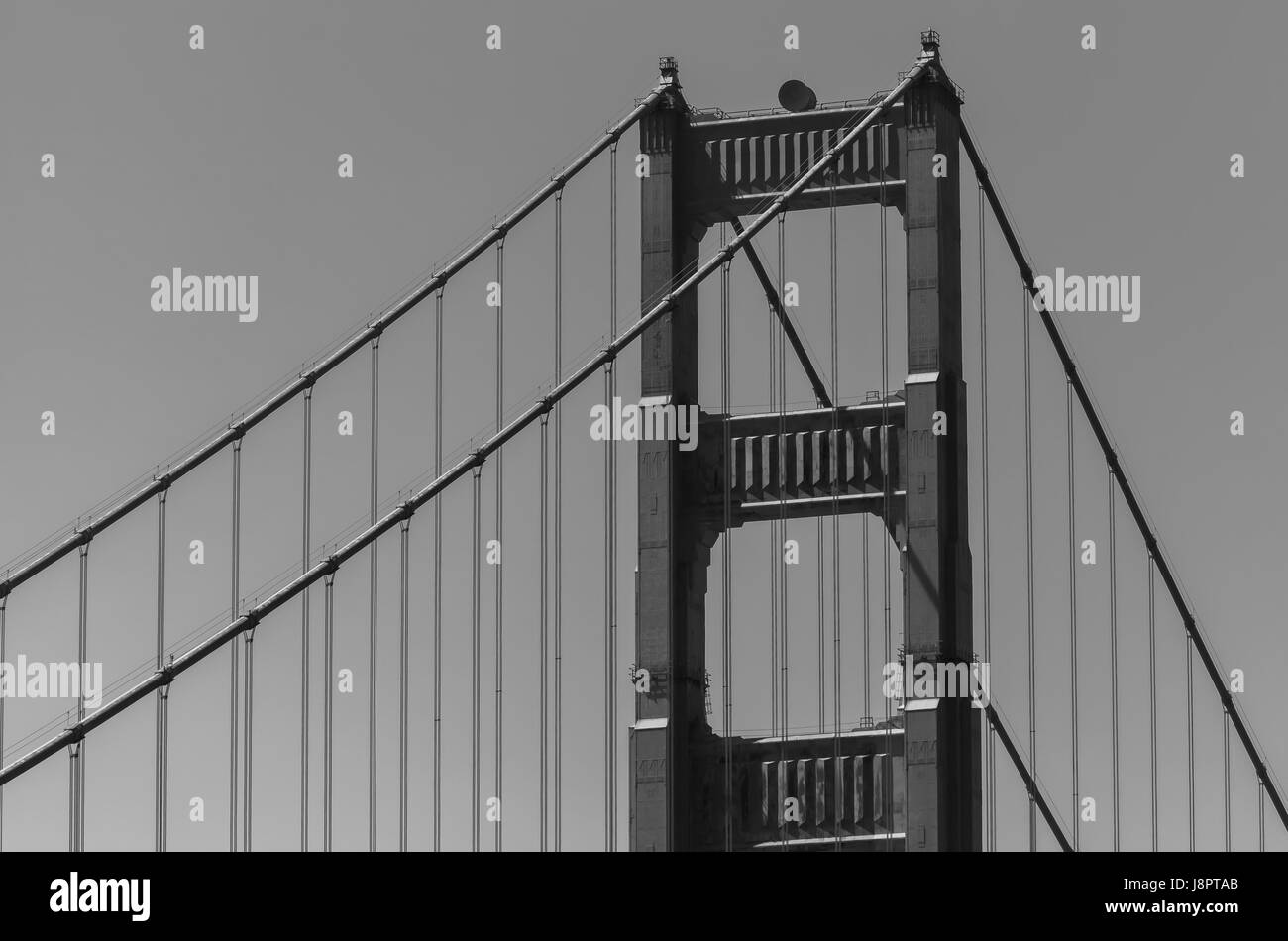 Eine Nahaufnahme der Strukturen die Golden Gate Bridge in San Francisco, USA Stockfoto