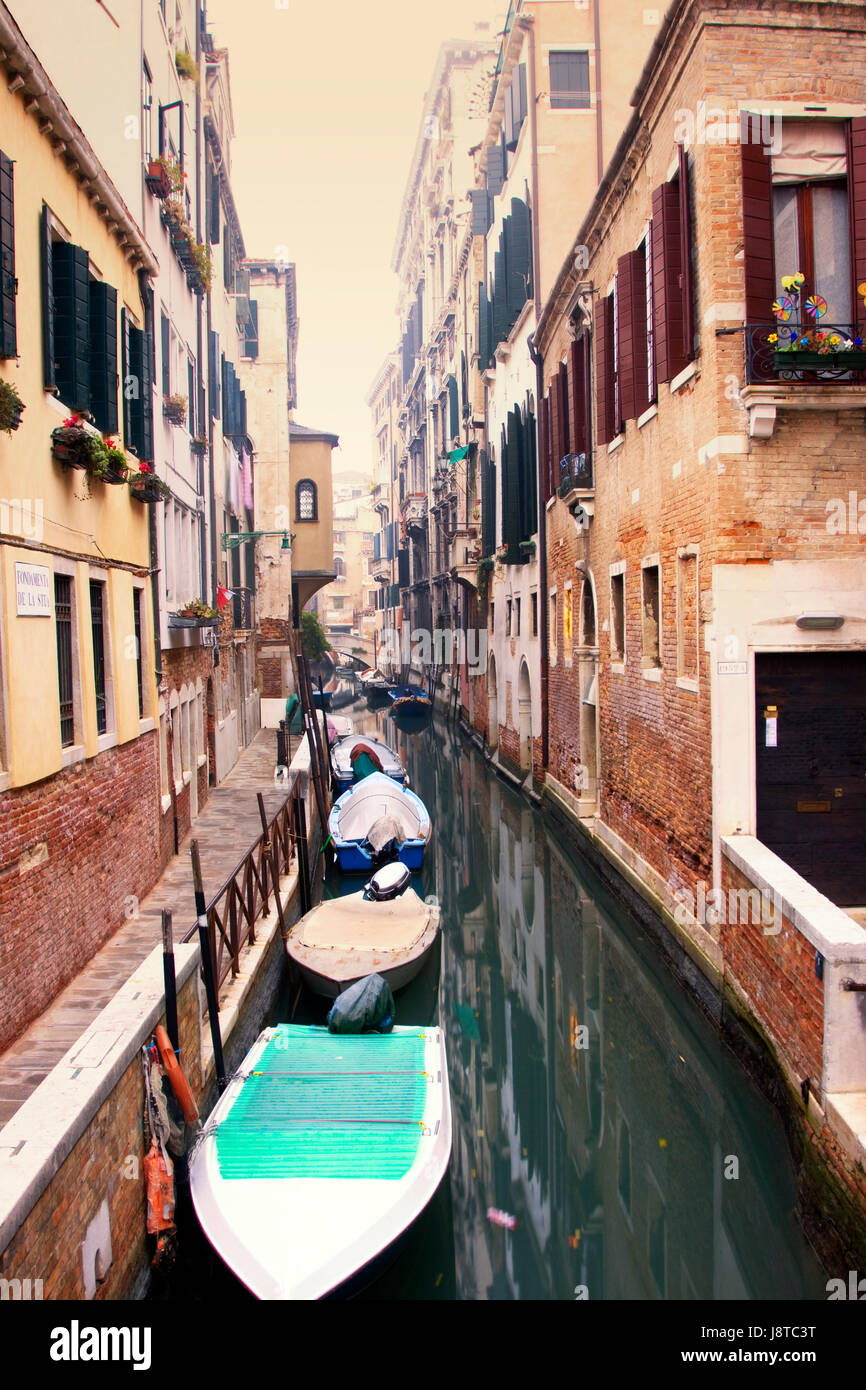 Venedig Gondel Kanal Italien Wasser Reisen Stadt Stadt Freizeit Kostenlos Stockfotografie Alamy