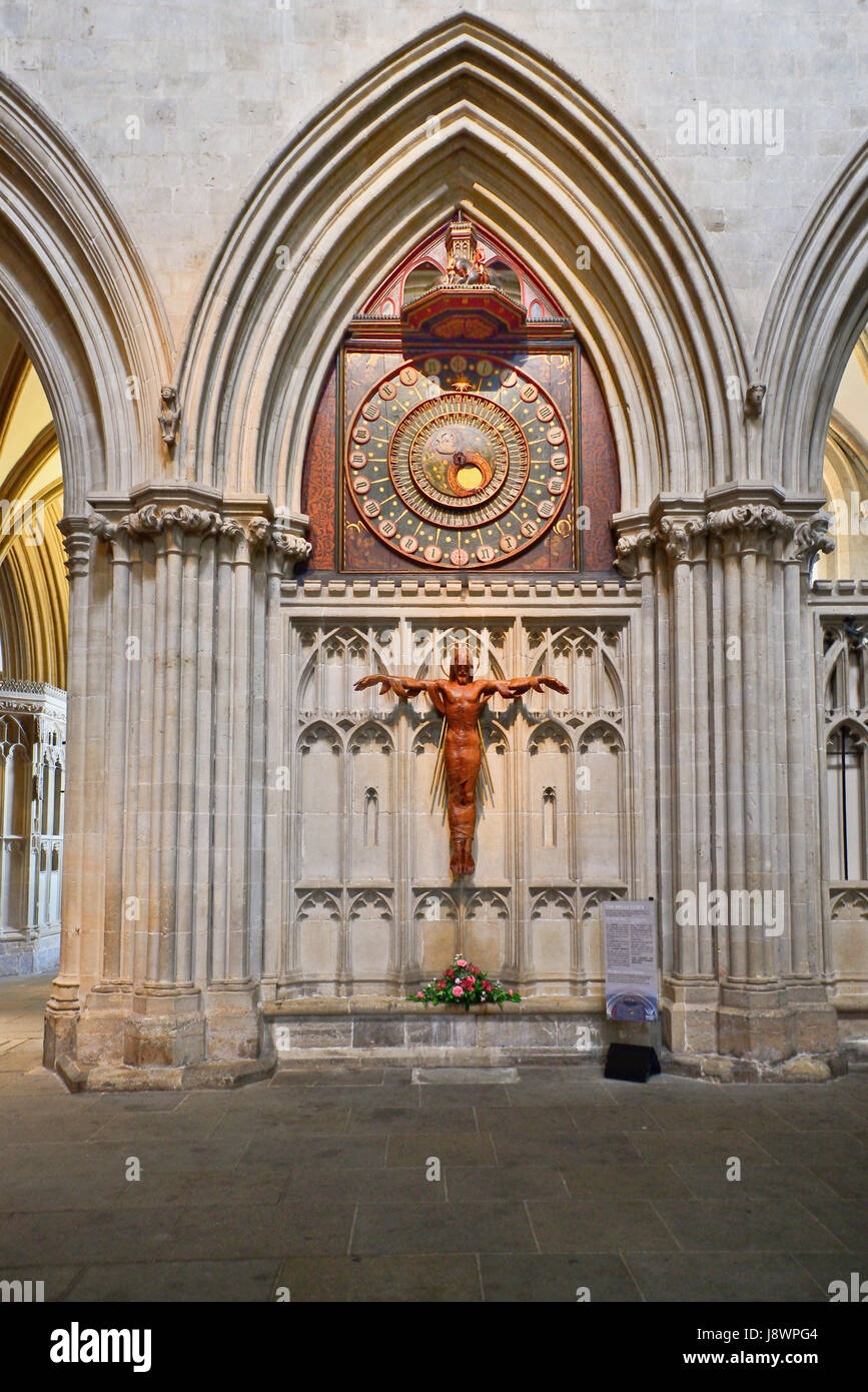 England, Somerset, Wells Cathedral, astronomische Uhr. Stockfoto