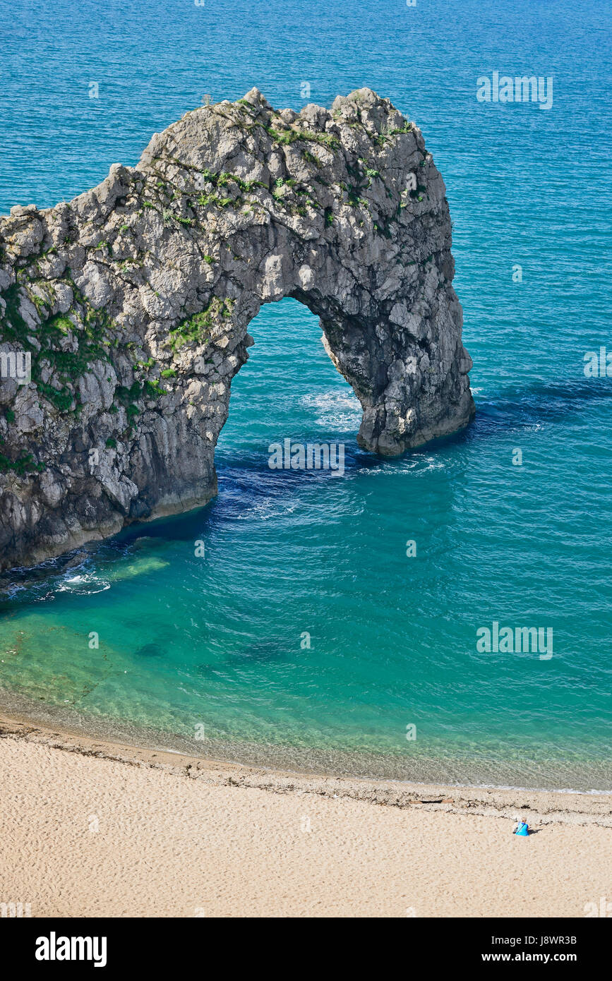 England, Dorset, Durdle Door, Nahaufnahme von Kalkstein Bogen an der Jurassic Coast. Stockfoto