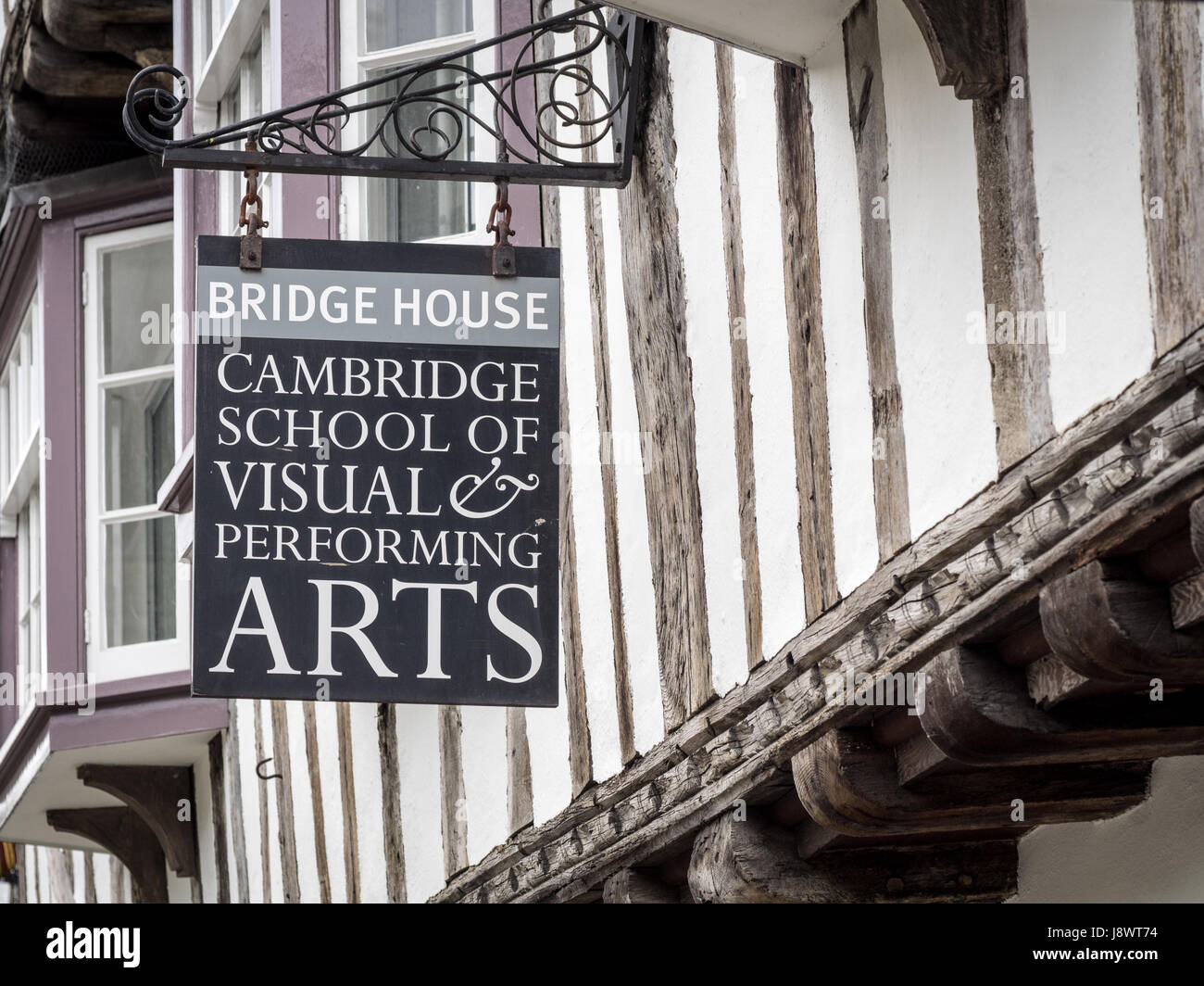 Schilder am Eingang des Cambridge Schule für visuelle und darstellende Kunst in zentralen Cambridge, UK Stockfoto