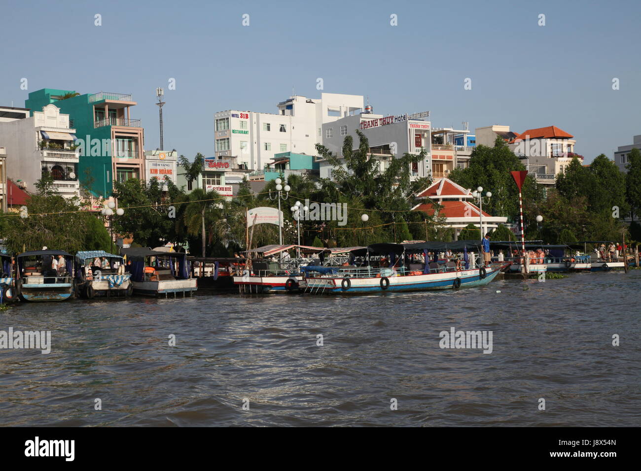 Hafen, Boote, Segelboot, Segelboot, Ruderboot, Boot, Wasserfahrzeuge, Häfen, Stockfoto