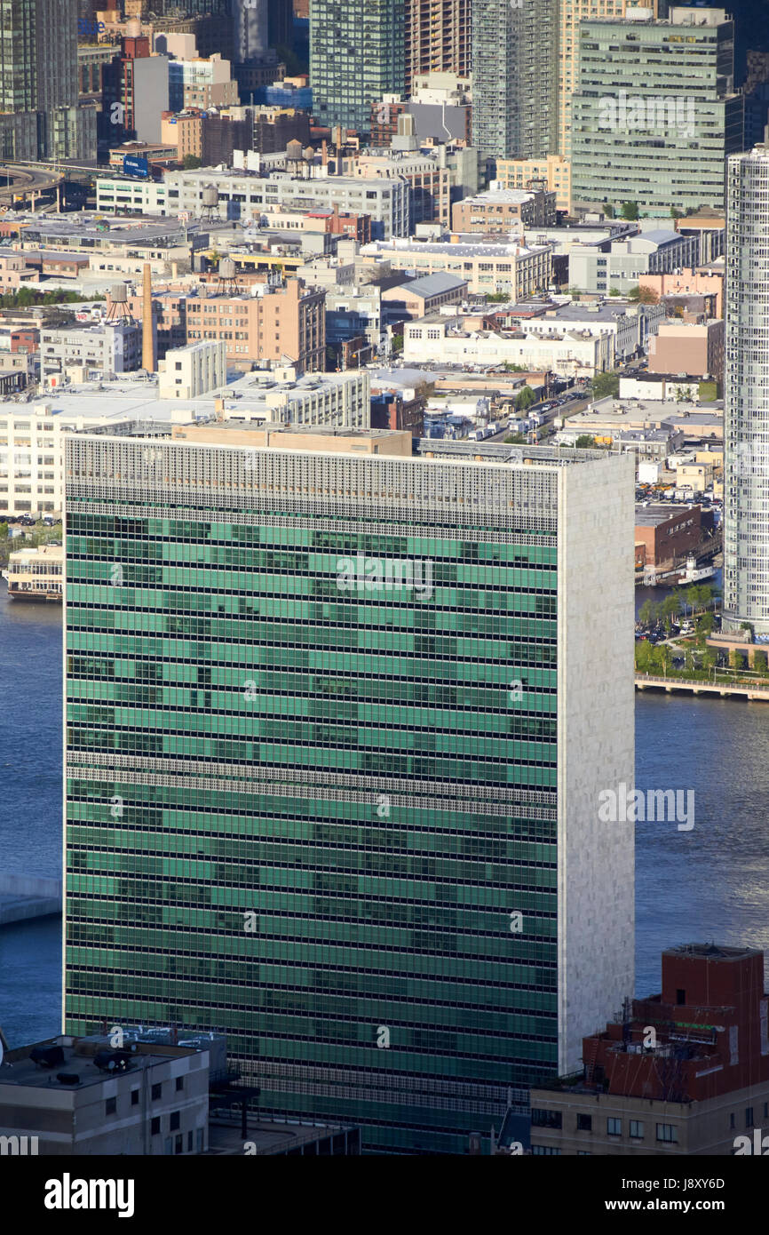 Sekretariat der Vereinten Nationen tower Gebäude und Blick auf Queens New York City USA Stockfoto