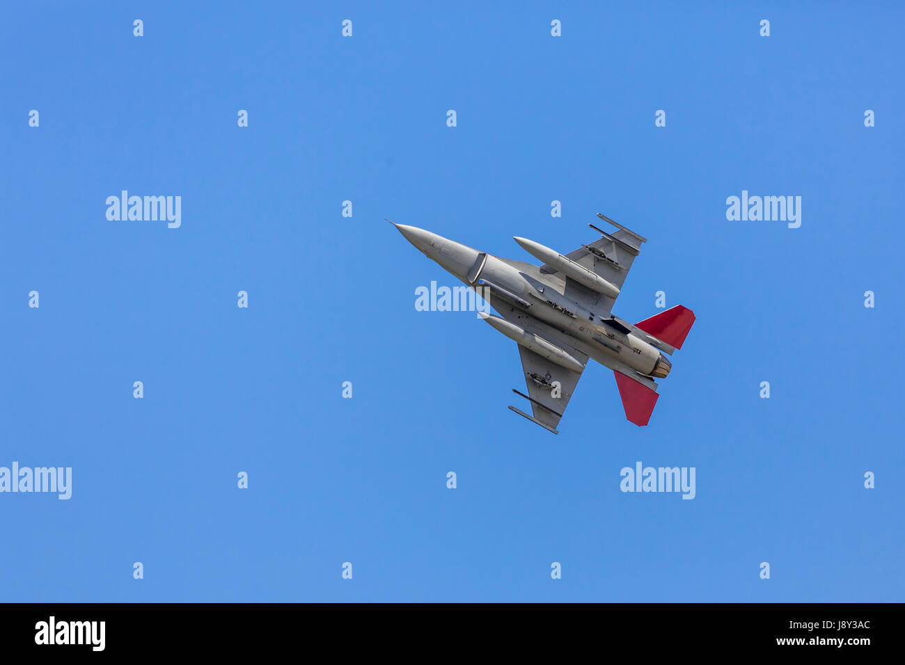 Eine f-16 Kampfjet bei der Air National Guard Airshow in Sioux Falls, South Dakota, USA. Stockfoto