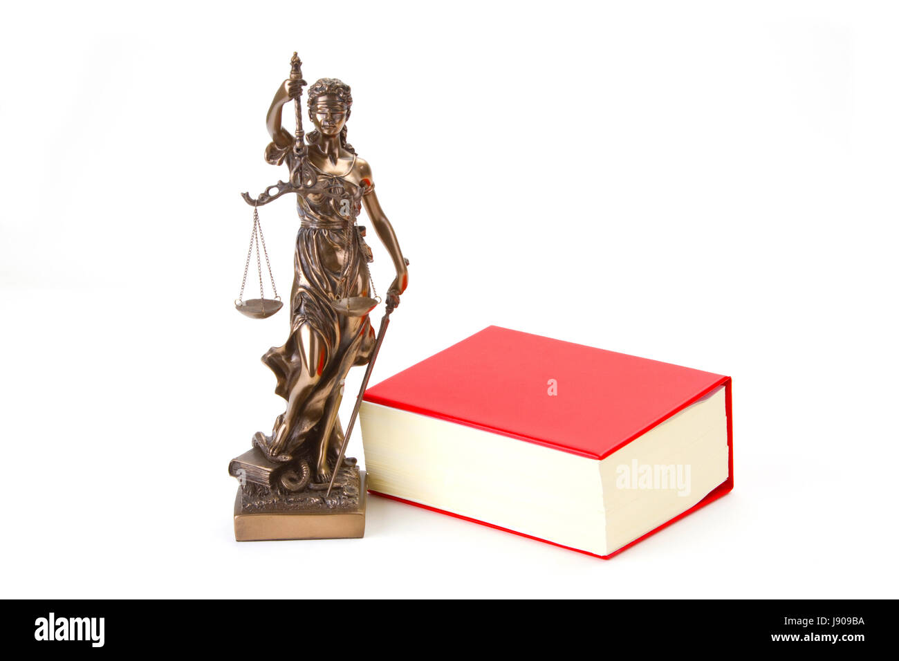 Gerechtigkeit mit Waage für Recht und Gerechtigkeit auf hellem Hintergrund Stockfoto