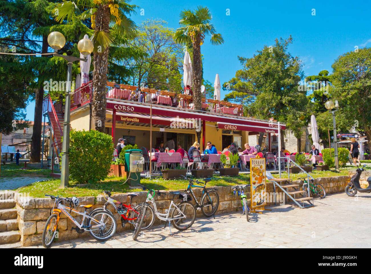 Restaurant Coprso, Trg Marafor, altes Forum, Altstadt, Porec, Istrien, Kroatien Stockfoto