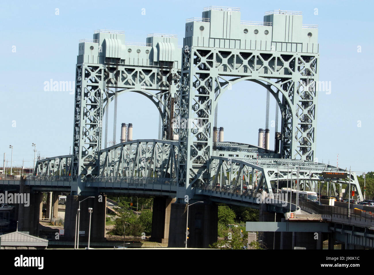 New York, New York, USA. 30. Mai 2017. Einen Blick ROBERT F. KENNEDY-Brücke früher bekannt als die TRIBOROUGH BRIDGE befindet sich in East Harlem, Upper Manhattan. Bildnachweis: Nancy Kaszerman/ZUMA Draht/Alamy Live-Nachrichten Stockfoto