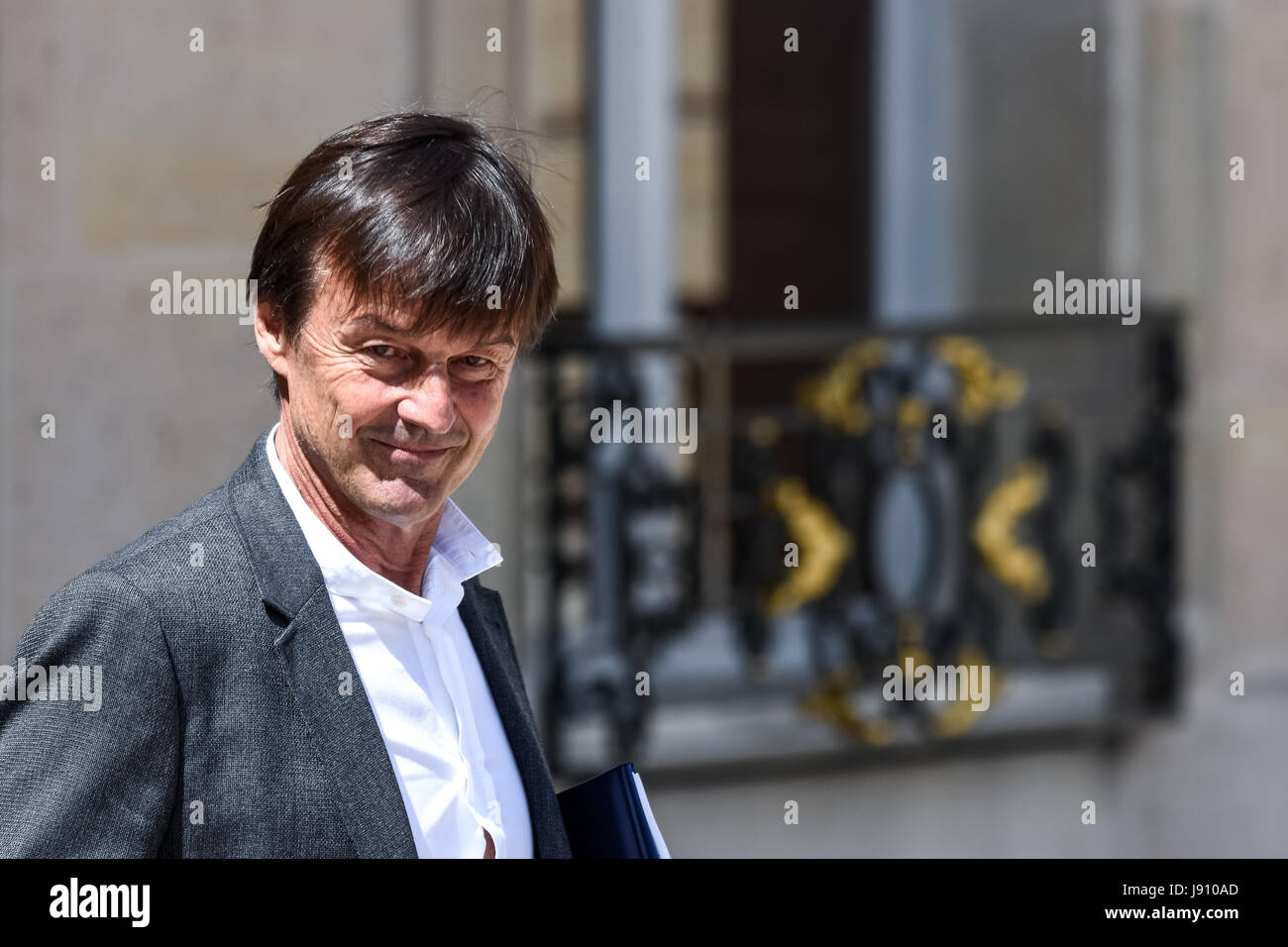 Paris, Frankreich. 31. Mai 2017. Julien Mattia / Le Pictorium - französische Ministerrat - 31/05/2017 - Frankreich / Ile-de-France (Region) / Paris - Nicolas Hulot am Ausgang des französischen Ministerrat Mittwoch 31 2017 Credit: LE PICTORIUM/Alamy Live News Stockfoto