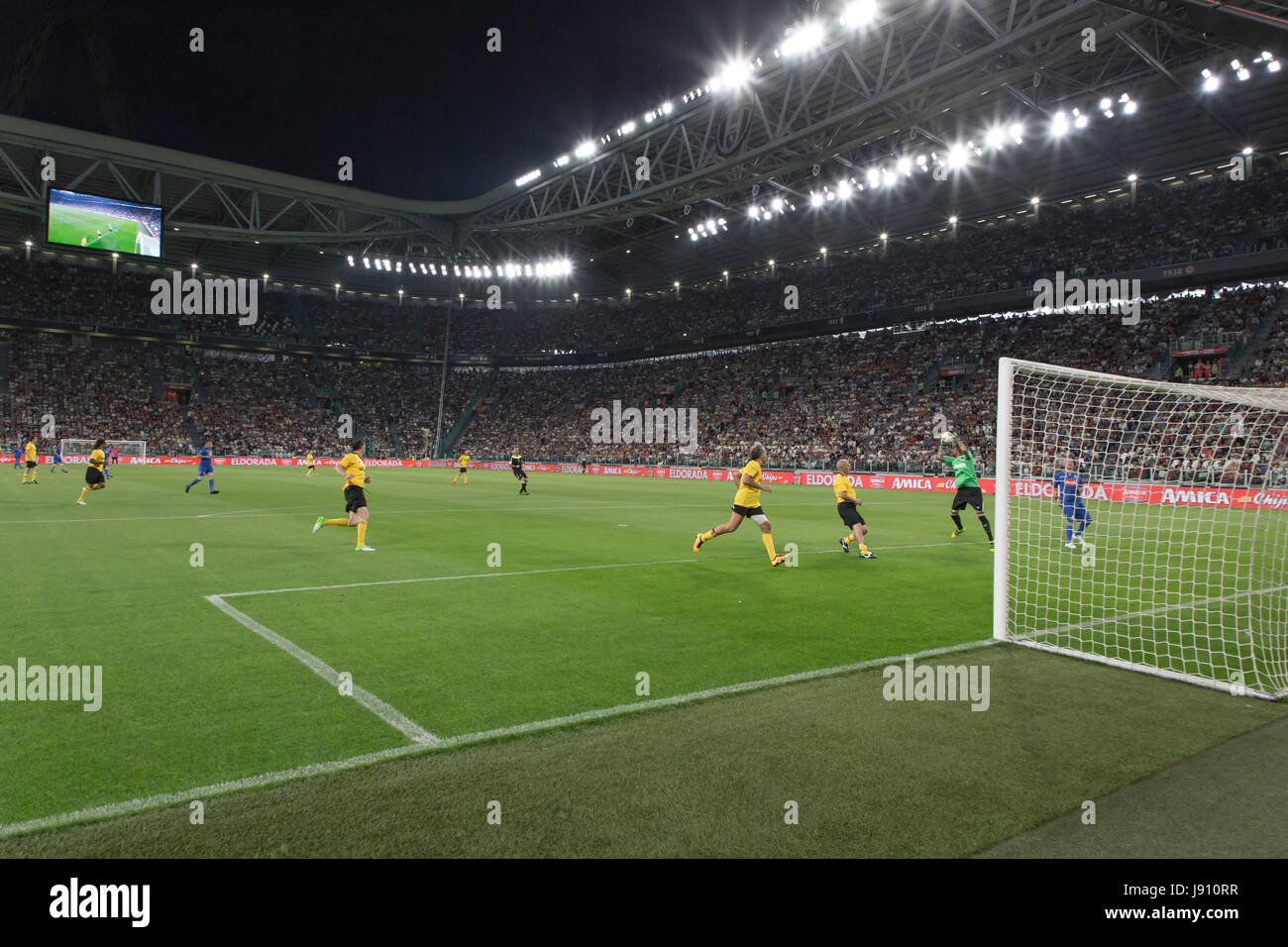 Turin, Italien. 30. Mai 2017. Fußball Charity Match, La Partita del Cuore 2017.Juventus Stadiun, Turin. Sänger national Football Team Vs. Meister der Fußball-Nationalmannschaft Reasearch. Ein Moment des Spiels. Bildnachweis: RENATO VALTERZA/Alamy Live-Nachrichten Stockfoto