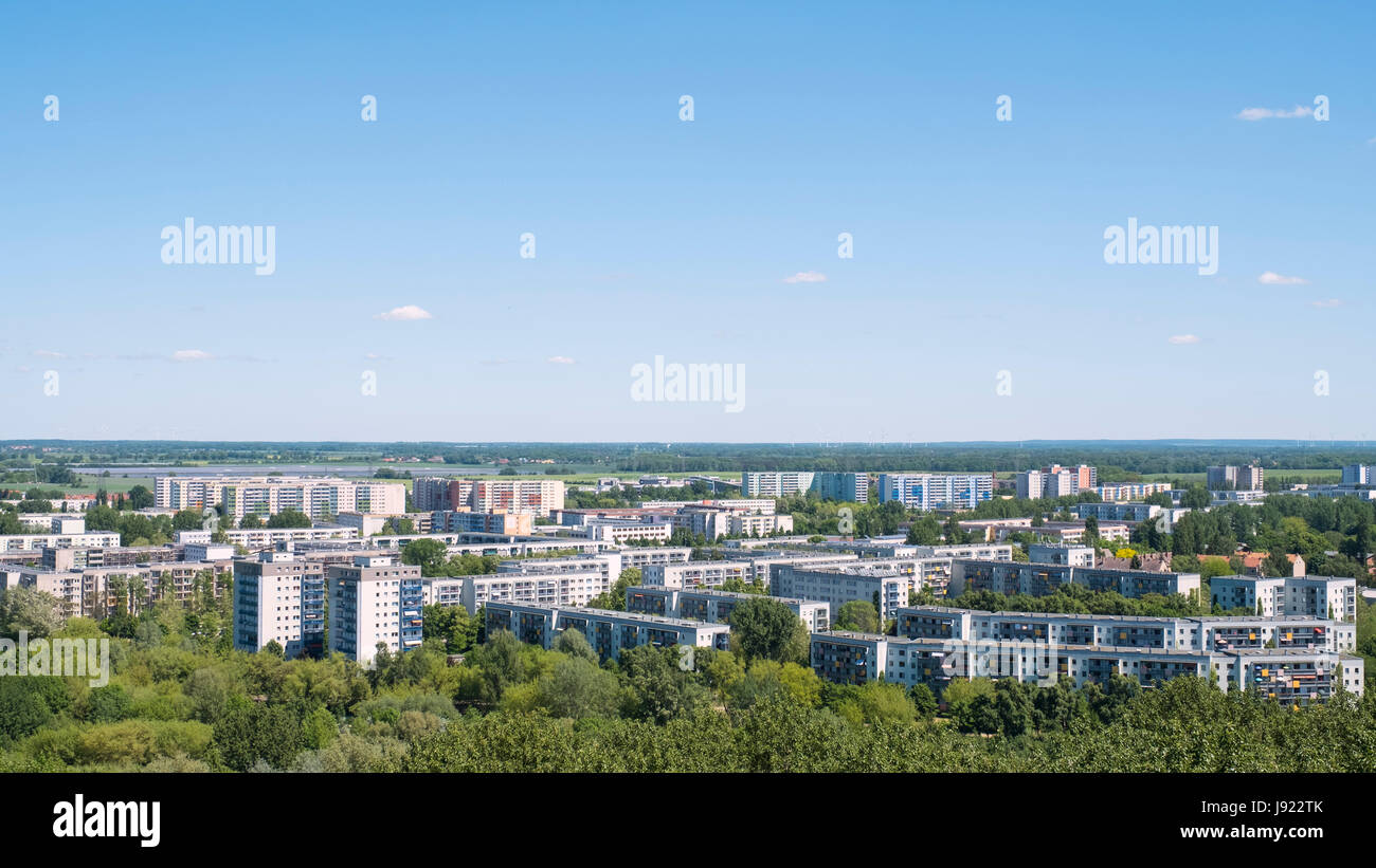 Ansicht des Gehäuses Estate in Hellersdorf aus Sicht an IGA International Garden Festival 2017 (Internationale Garten Ausstellung) in Berlin, Deutschland Stockfoto