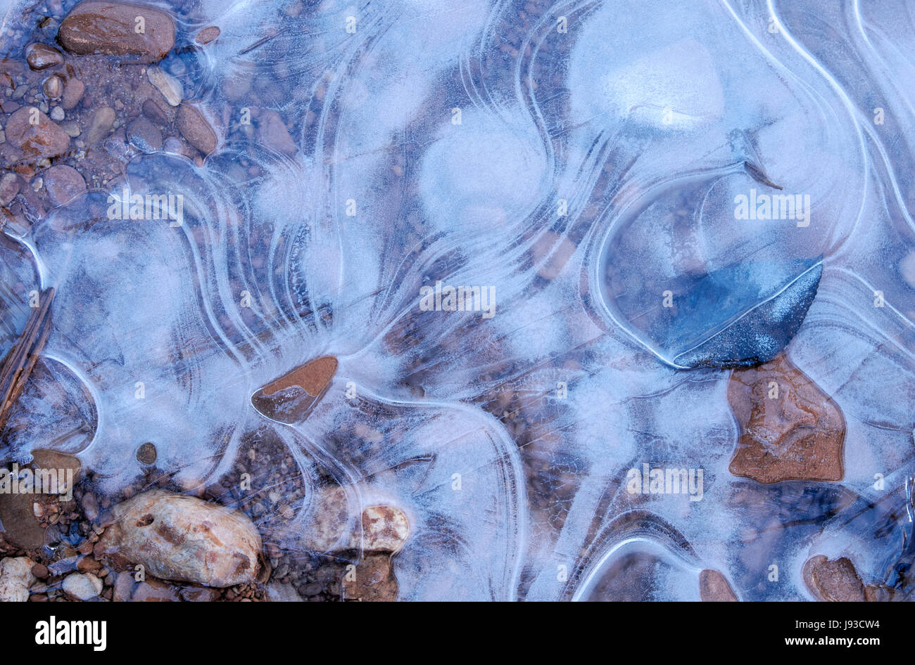 Nordamerika; Vereinigten Staaten; Utah; Cedar Mesa; Mule Canyon; Natürliche Merkmale; Wüste; Winter; Eis; Muster. Stockfoto