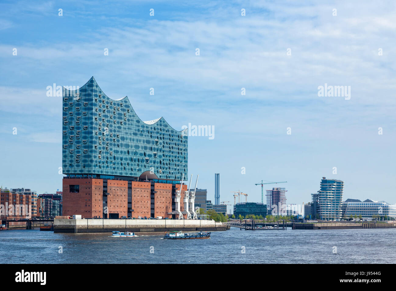 Hamburg, Deutschland - 17. Mai 2017: The Elbe Philharmonic Hall oder Elbphilharmonie, Konzertsaal im Stadtteil HafenCity Hamburg Stockfoto