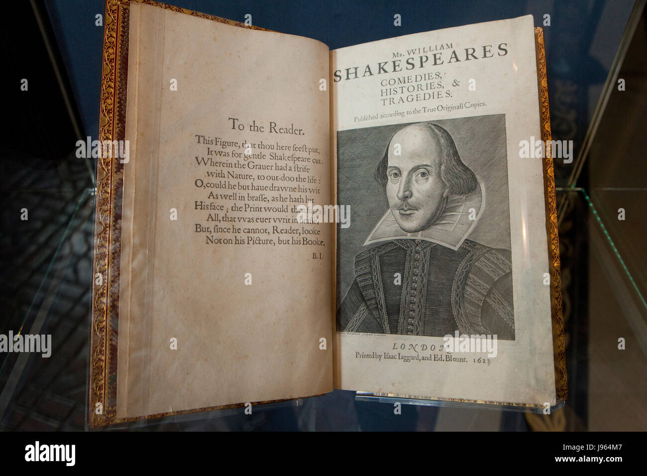 Erste Folio-Kopie von Komödien, Historien & Tragödien Manuskript auf dem Display an der Folger Shakespeare Library in Washington, D.C. Stockfoto