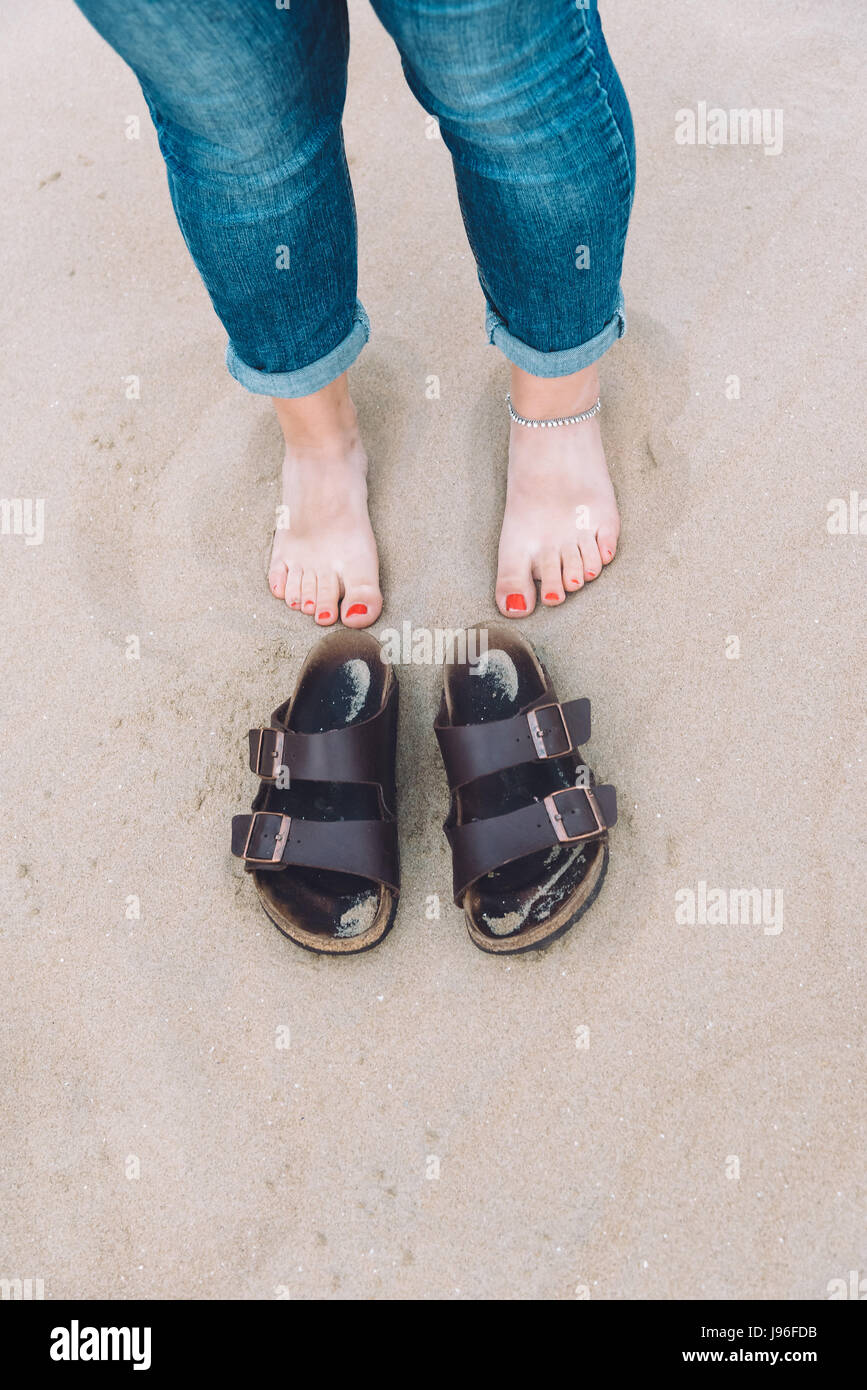 Frauenfüsse in birkenstock Clearance