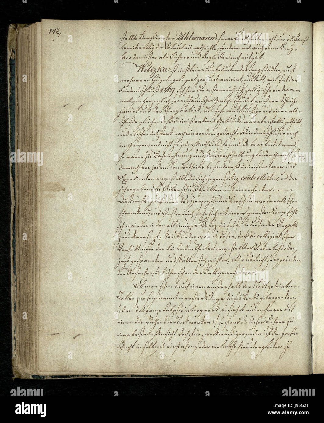Das Tagebuch Russlandfeldzug 01 bedeutet „Tagebuch des russischen Feldzugs 01“ und bezieht sich auf ein historisches Journal oder Tagebuch, das die Ereignisse eines militärischen Feldzugs in Russland dokumentiert. Das Dokument bietet wahrscheinlich Einblicke in die täglichen Erfahrungen von Soldaten oder Führern, die an diesem historischen Ereignis beteiligt sind. Stockfoto